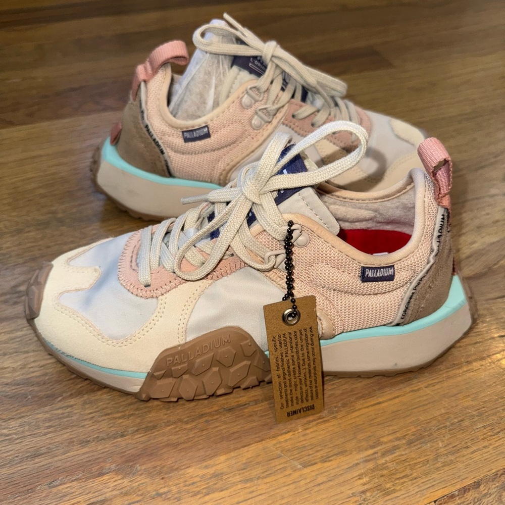 NEW Palladium Troop Runner Ivory Cream/Moonbeam Sneakers Size 4Men/7Women 5.5